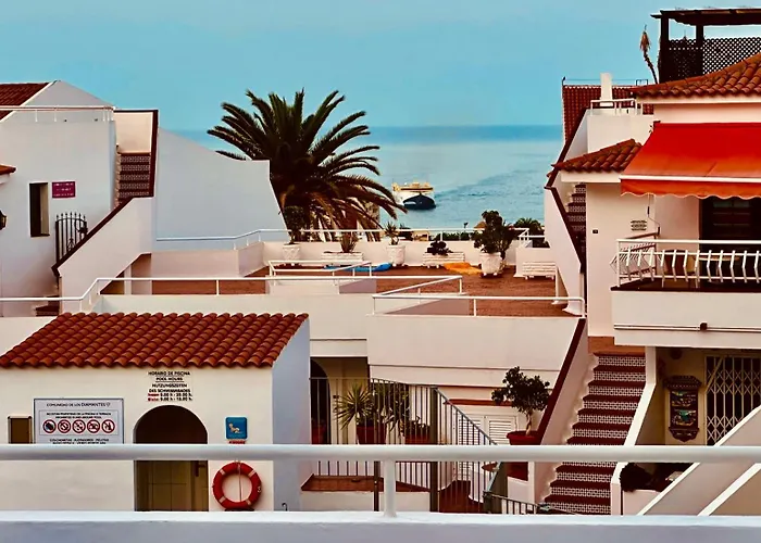 Luxury Diamond - Ocean View, Big Terraces, Air Con, Wifi *