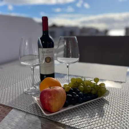 Luxury Diamond - Ocean View, Big Terraces, Air Con, Wifi Apartament