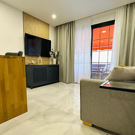 Luxury Diamond - Ocean View, Big Terraces, Air Con, Wifi アパート ロスクリスティアーノス