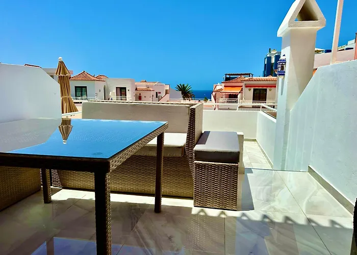 Luxury Diamond - Ocean View, Big Terraces, Air Con, Wifi *