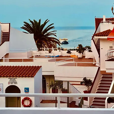 Luxury Diamond - Ocean View, Big Terraces, Air Con, Wifi *