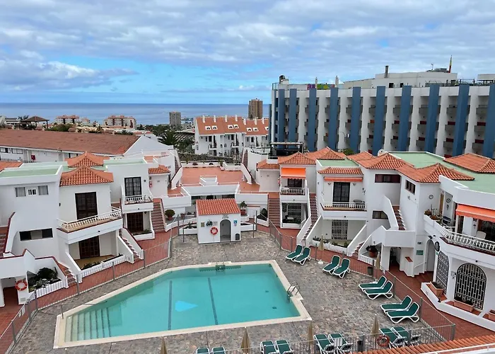 Luxury Diamond - Ocean View, Big Terraces, Air Con, Wifi 아파트 *