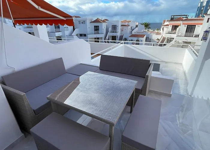 Luxury Diamond - Ocean View, Big Terraces, Air Con, Wifi 아파트 *